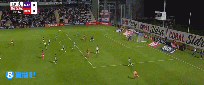 逆转！本菲卡2-1葡萄牙国民先赛距榜首3分 帕夫利季斯绝杀破门