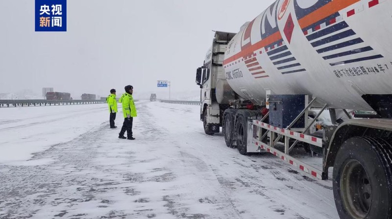 降雪+大风+沙尘 甘肃多地降温超8℃