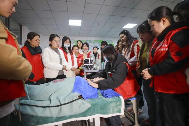 “就业友好型发展方式”,能给我们带来什么