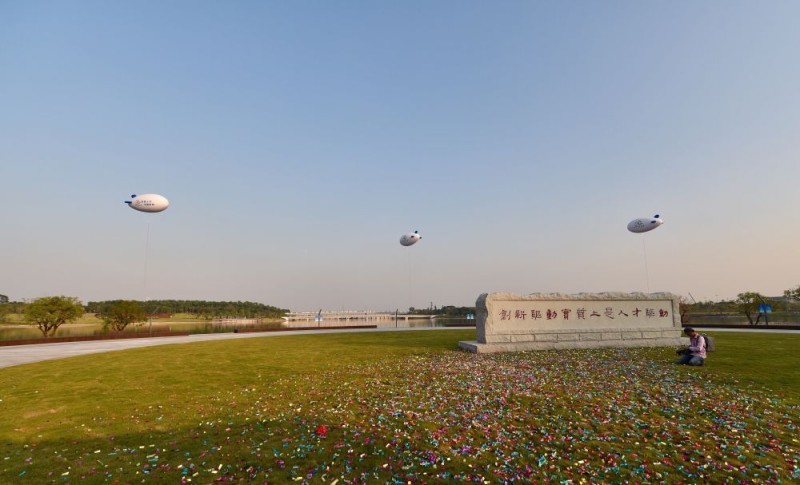 大看台|通讯:42.195公里,见深港情长