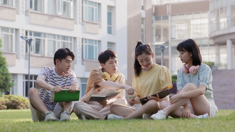 【理响中国・薪火“燃”青春】红色文化的破圈与守正：从抗战强音到青年回响