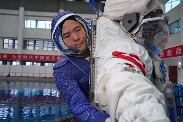 指令长张陆:“砺箭”再上苍穹