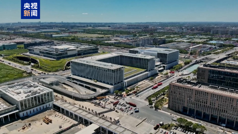 上海东方枢纽国际商务合作区先行启动区顺利通过封闭验收