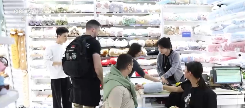 暖经济向“新”风劲吹!选品、询价、成交……企业做足“内功”开辟大市场