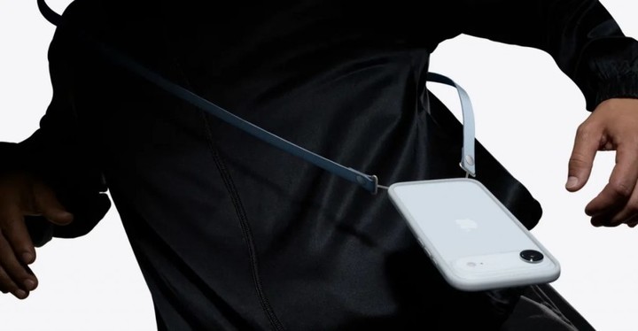 1899 块一只的 iPhone「袜子」，买的到底是什么？