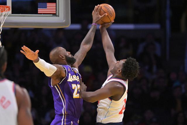 无球詹！快船DNP大洛改走五小活力路线，湖人三核新分工效果更超纲