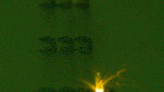 一撮钛粉末，如何变成 Apple Watch 最复杂的金属结构？｜独家专访