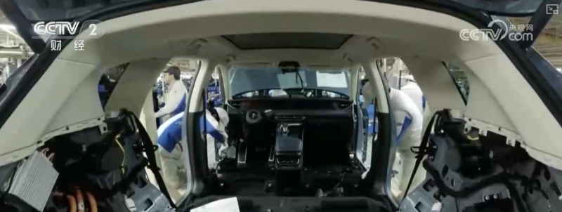 “首次”“新高”“纪录”……借助关键词解锁前10个月汽车行业“成绩单”新亮点