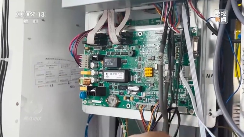 焦点访谈丨偷油又偷税!总台曝光问题加油站作弊“花招”