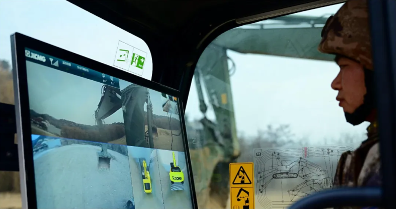 视频丨无人潜航器、磁探机器狗组团出击 实训现场画面公布