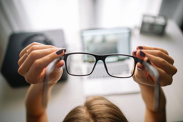 眼科医生提醒！近视的人少吃甜食