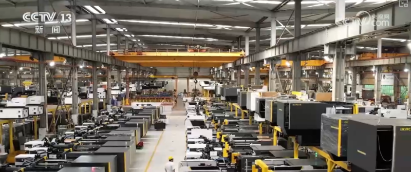 “爆款”“上头”！多维度观察 外贸凭借“硬核支撑”铺开全球贸易“网络”