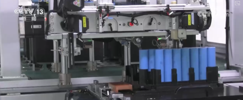 “爆款”“上头”！多维度观察 外贸凭借“硬核支撑”铺开全球贸易“网络”