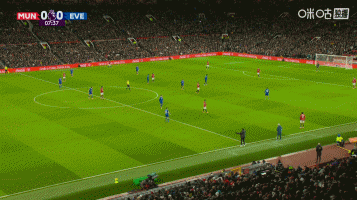 3轮不胜！曼联0-1十人埃弗顿 盖耶内讧掌掴队友直红B费失良机