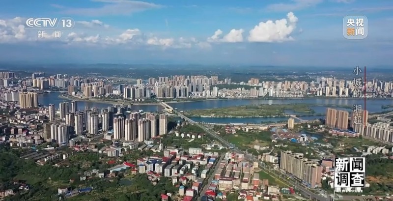 新闻调查丨小城的“野生”球场比赛 为何能让全国网友追着看？