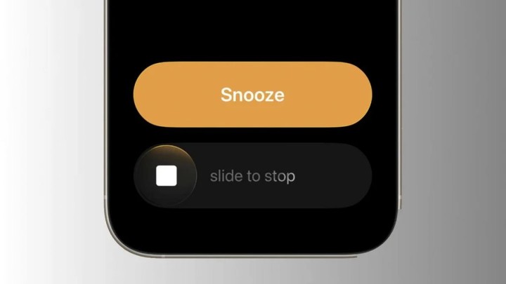 iOS 26 首个大更新来了！「玻璃」透明度可调，AI 翻译支持中文