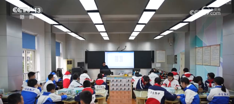 多元尝试打造快乐假期 “托底+协同”满足学生多样需求 | 多视角观察首个“秋假”↓