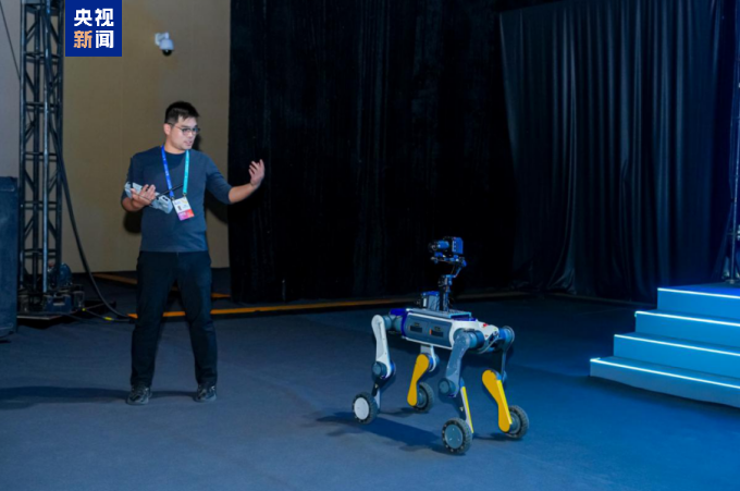 聚焦人工智能等热点领域 2025科创大会在上海举行