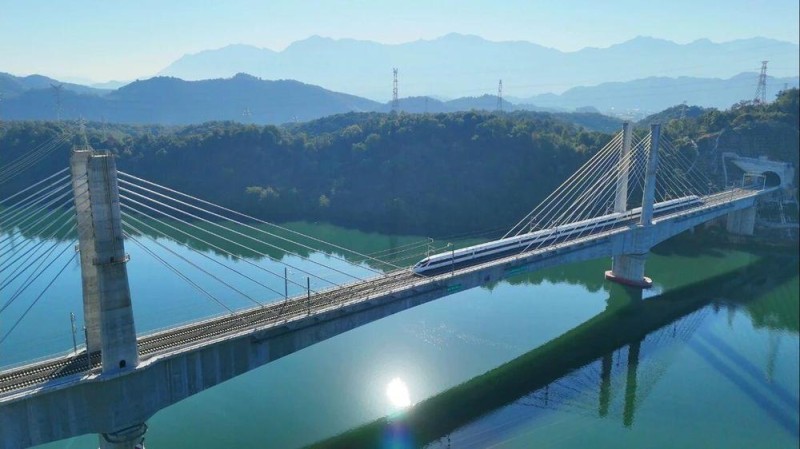 杭衢高铁，今起试运行！