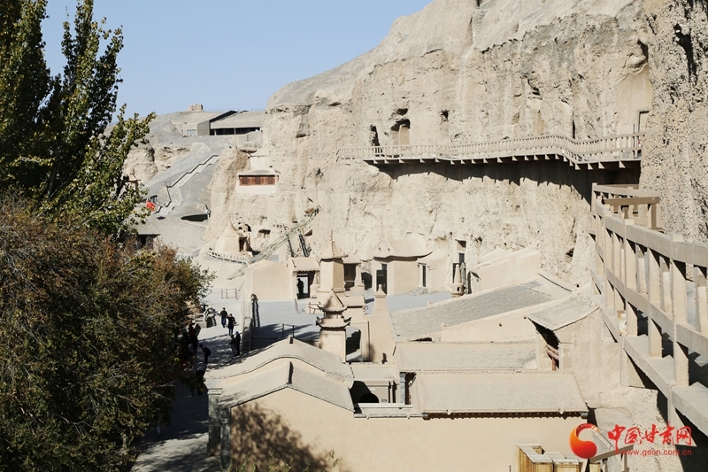 何以中国・壁画里的中国|榆林窟壁画:古人的生活图鉴 “晒”出千年烟火气