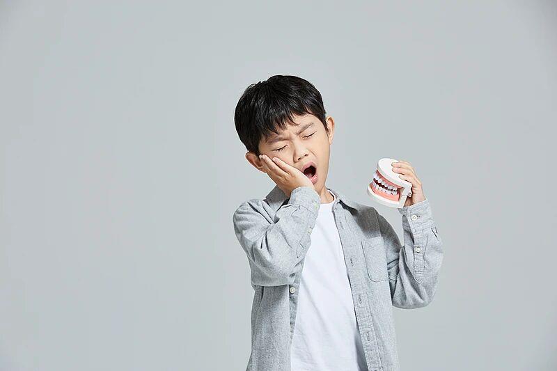 总是感觉口干舌燥？小心患上干燥综合征