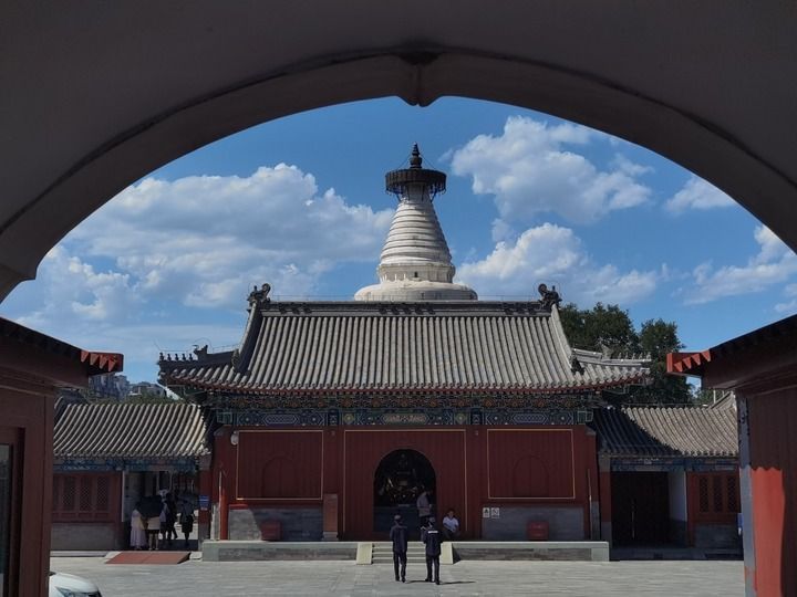 一张蓝图何以绘到底――北京以规划引领超大城市治理的启示