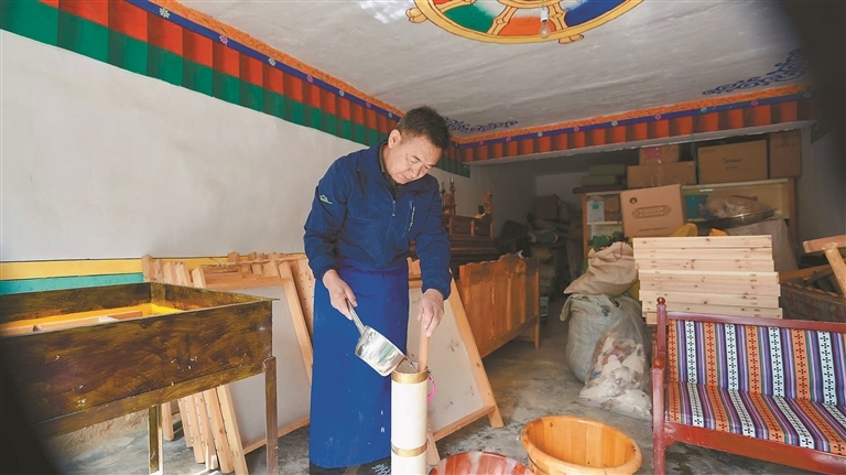 千年技艺焕新生 传承赋能惠民生――记唐加乡直贡嘎秀藏纸