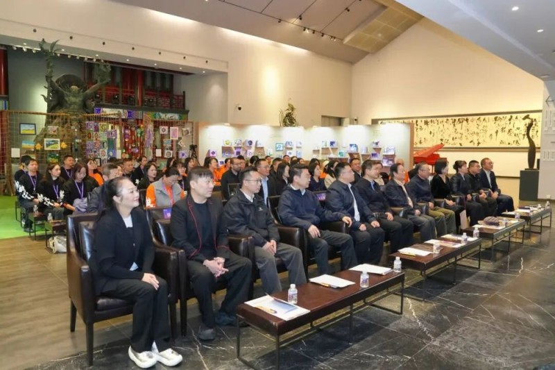 与美同行，韩美林艺术基金会2025“春耕计划”在京开营