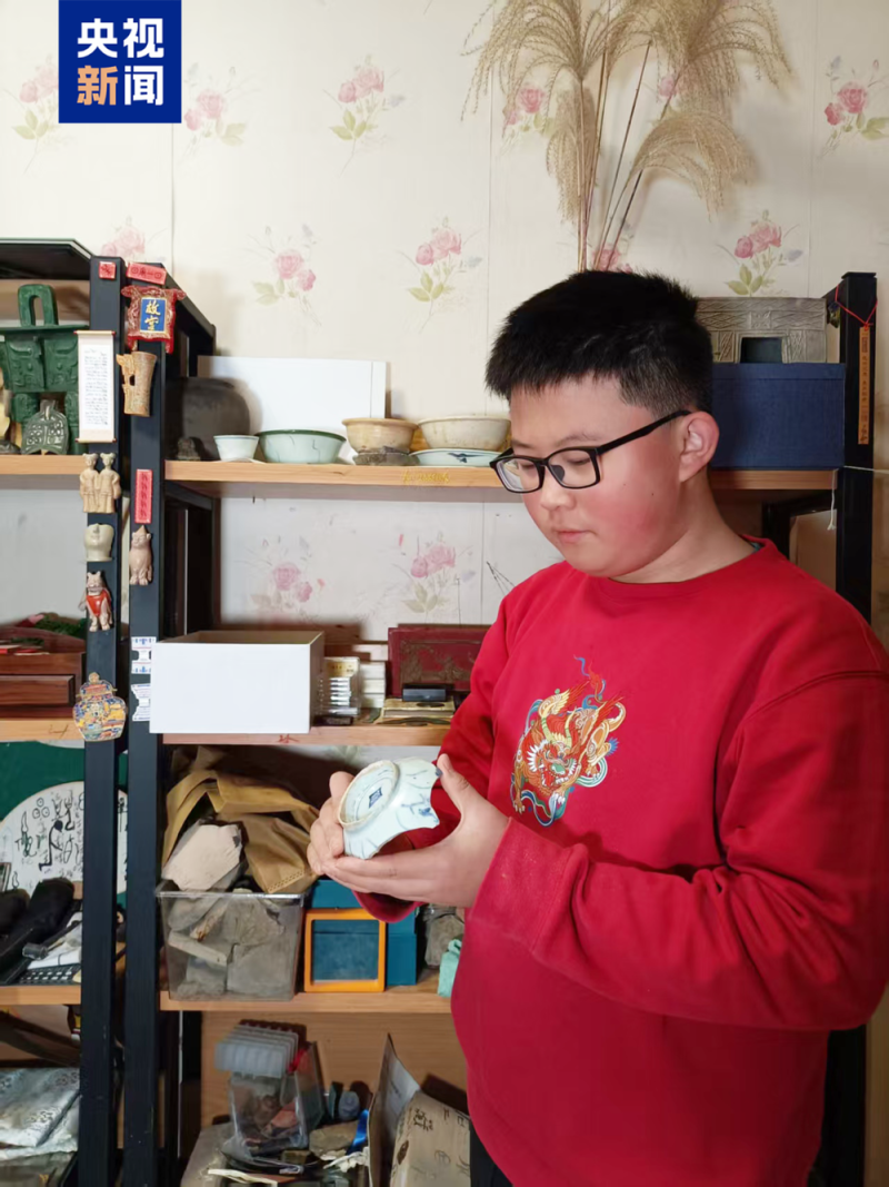 将卧室“爆改”成博物馆?这位初中生火了!