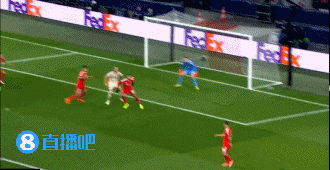 欧冠首胜！本菲卡2-0送阿贾克斯5连败 达尔6分钟闪击巴列罗破门