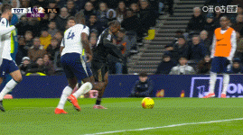 各赛事四场不胜！热刺1-2富勒姆 泰特、威尔逊2分钟2球库杜斯建功