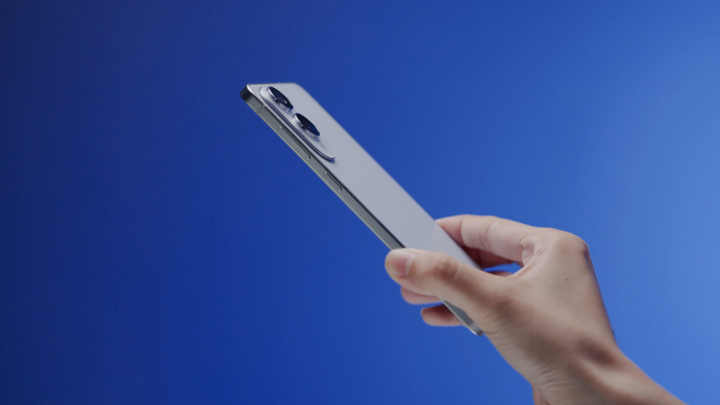 1999 元的 moto Air 手机，为什么比 iPhone Air 更香？