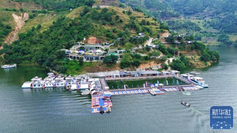 四中全会精神在基层丨这座宝藏车站让山乡居民搭上“幸福快车”