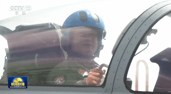 什么？这个动作走红竟已是13年前了！