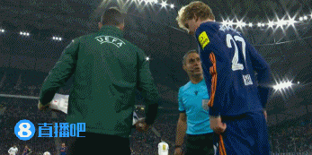 马赛2-1逆转纽卡 36岁奥巴梅扬4分钟双响巴恩斯破门波普出击失误