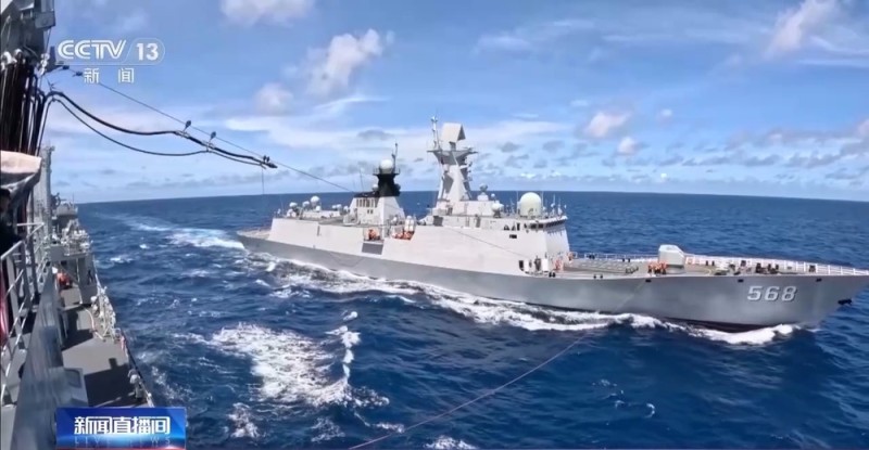 视频丨南海某海域 多型舰艇展开实战化训练