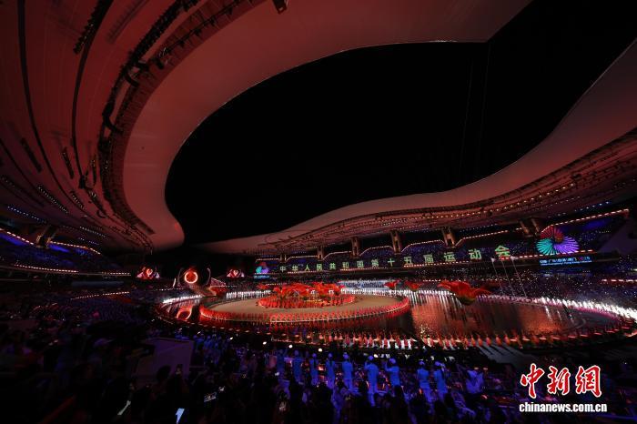 （粤港澳全运会）十五运会开幕式让各界看见“最潮”粤港澳