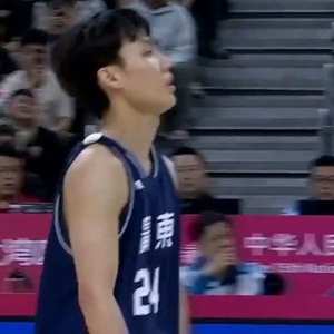 全运男篮-广东36分大胜浙江夺金 徐杰18+7+6 王睿泽16分