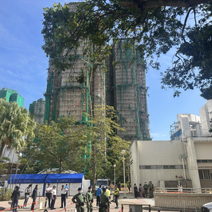 香港大埔火灾已完成灭火程序，正在对宏福苑承建商其余11项私楼工程展开巡查