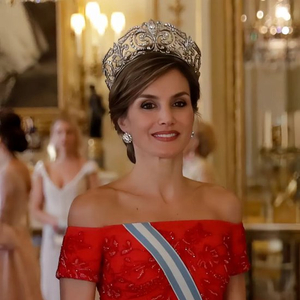 高颜值王室访华，她的衣橱藏着多少中国情结？