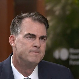 美国俄克拉荷马州长大放厥词：“不太愿意”欢迎中企投资