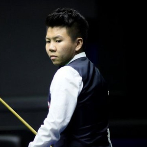 周跃龙晋级斯诺克英锦赛资格赛第四轮，傅家俊因健康原因退赛