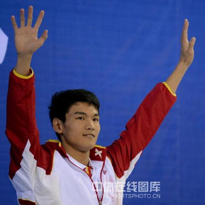 徐嘉余100仰全运会四连冠