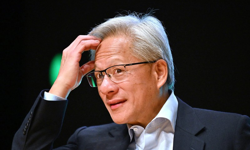英伟达CFO承认,与OpenAI的千亿美元协议仍未敲定
