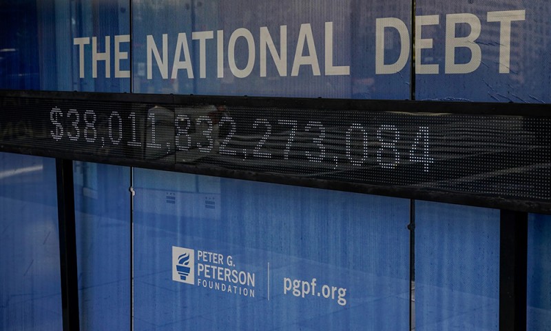 美国债务危机的最终后果是什么？严苛的财政紧缩措施