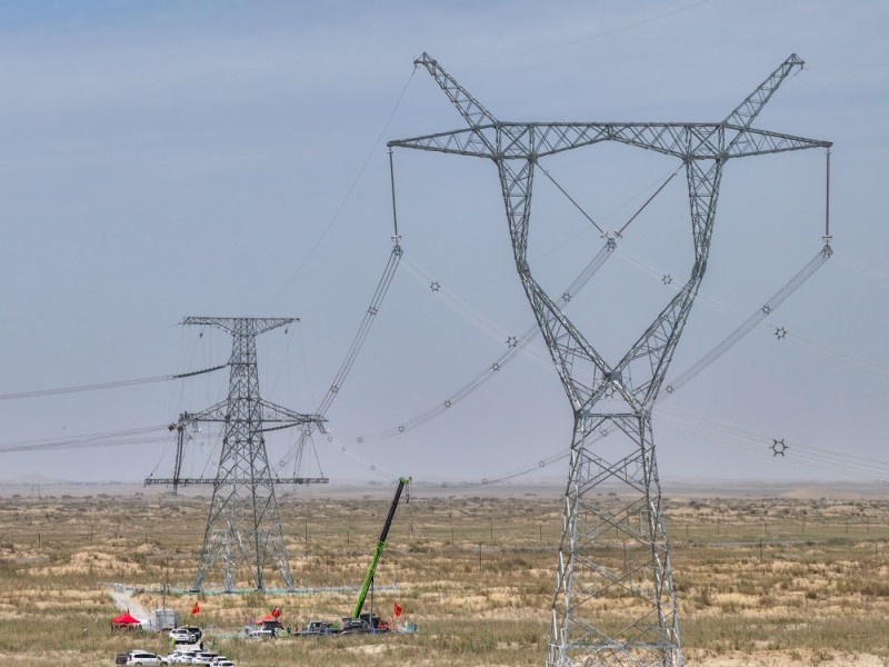 2025中国经济回眸｜筑牢发展安全根基 守住风险防控底线――解码中国经济稳健前行的底气