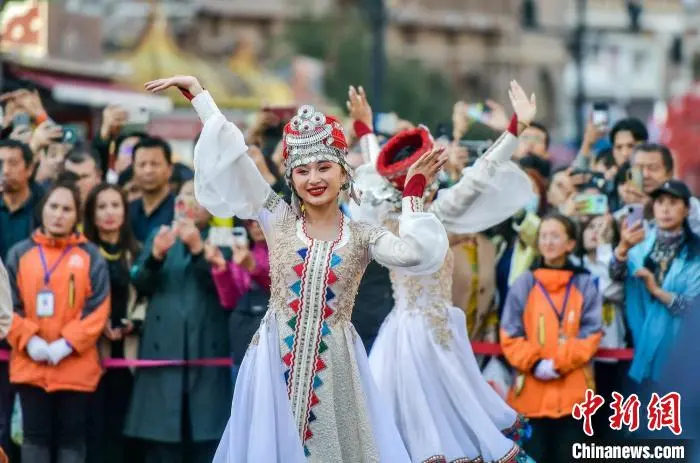 人这一辈子，一定要去一趟乌鲁木齐！