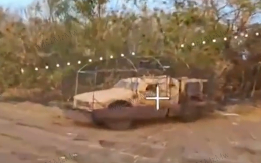 一边谈判桌一边烽火台：俄军拿下红军城后，俄乌终局怎么谈