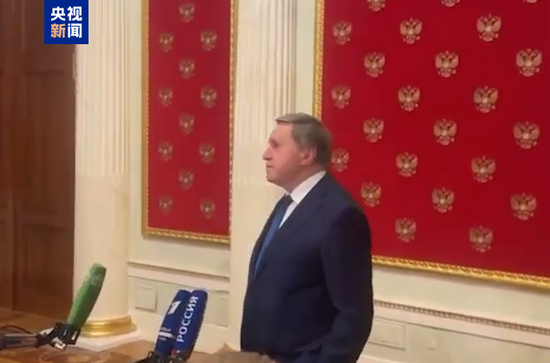 从晚上到凌晨，普京与美国特使会谈持续近5小时，俄方：非常有益且内容充实，讨论了领土问题，但尚无妥协方案