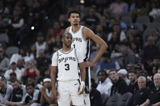 保罗下一站去哪？回火箭顶替老范？回雷霆投奔SGA？去隔壁湖人？